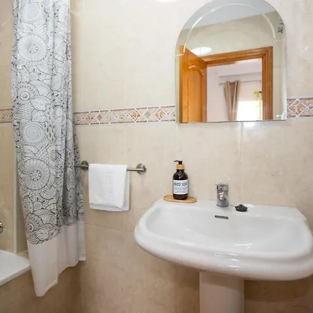 Casa de hóspedes Naim 3*